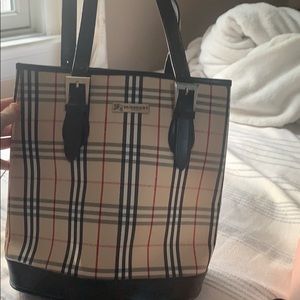 burberry purse authentic